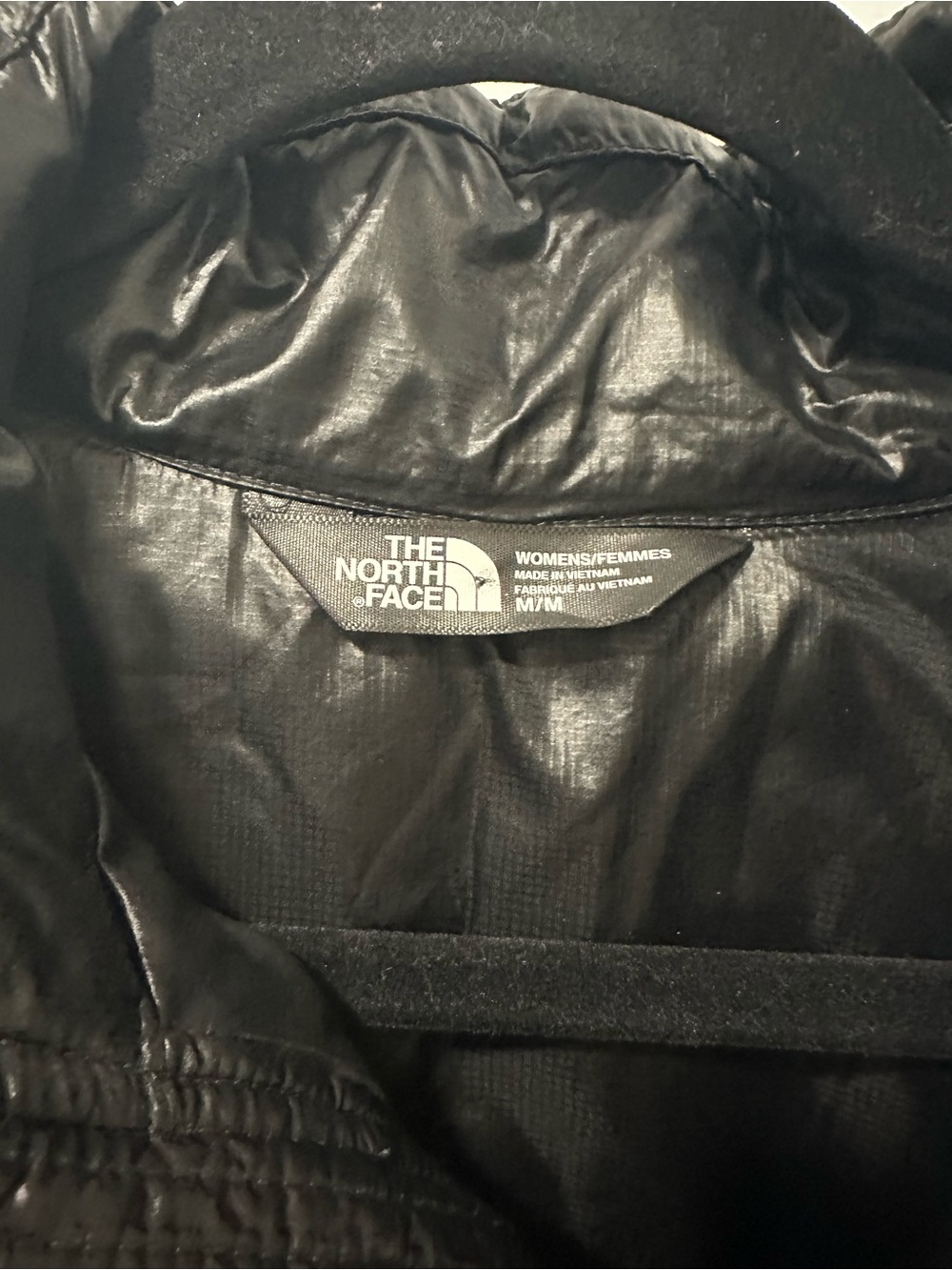 The North Face Women's Black Quilted Packable Puffer Jacket - Picture 3 of 5